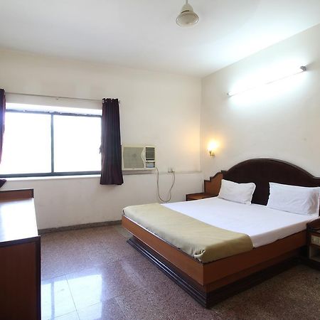 Soubhagya Inn Silvassa Ngoại thất bức ảnh