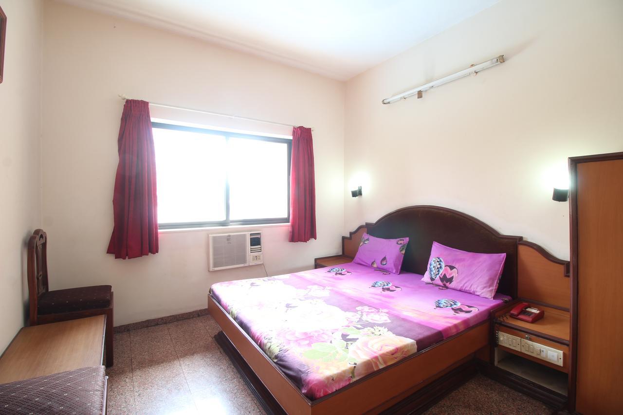 Soubhagya Inn Silvassa Ngoại thất bức ảnh