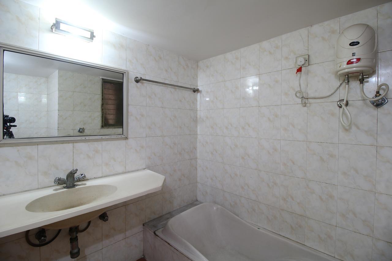 Soubhagya Inn Silvassa Ngoại thất bức ảnh