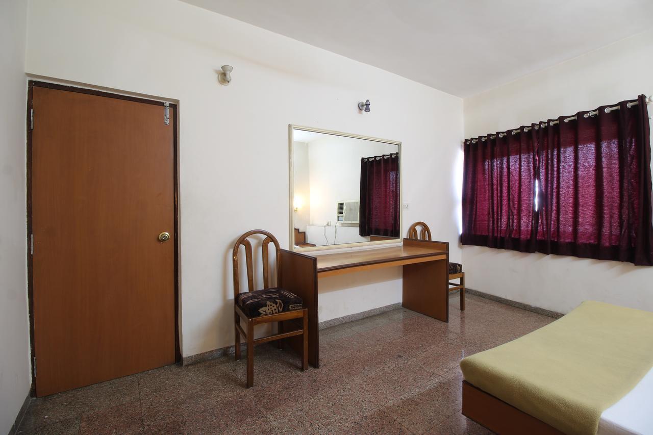 Soubhagya Inn Silvassa Ngoại thất bức ảnh