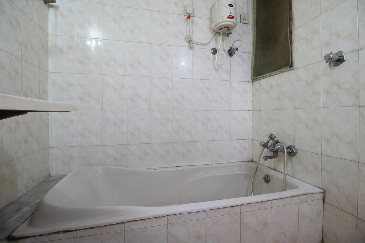 Soubhagya Inn Silvassa Ngoại thất bức ảnh